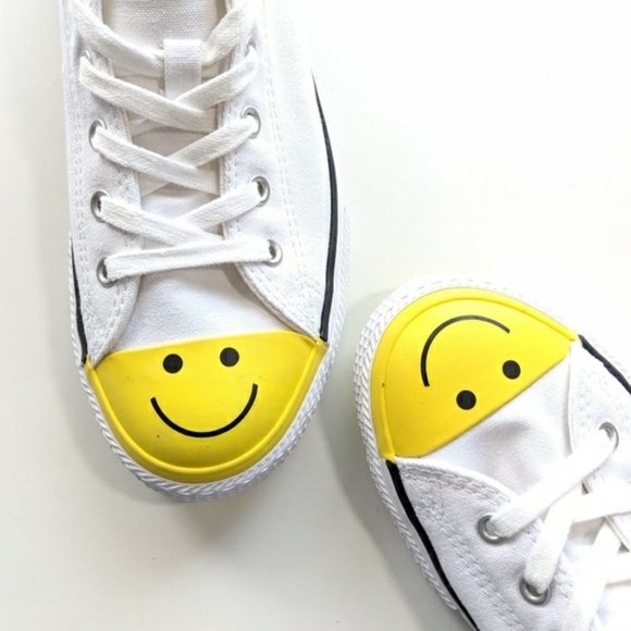 2 FOR 85 Converse All Star Smiley Face Emoji - Picture 3 of 6